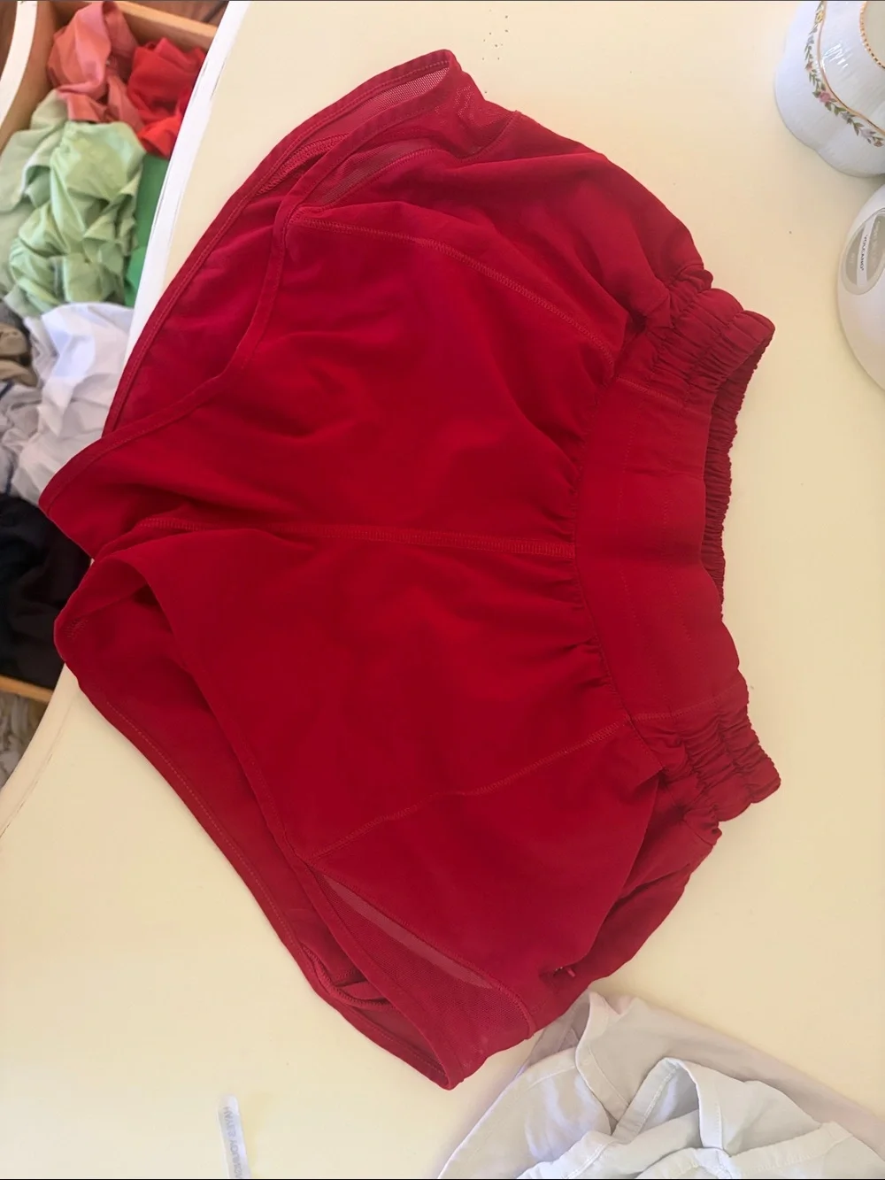 RED LULULEMON SHORTS: Size 2, 2.5 Inch
